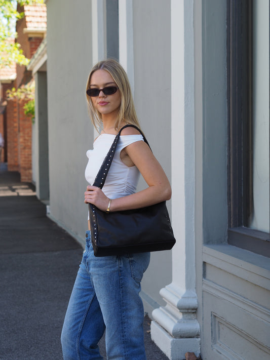 Blondie Hobo | Black