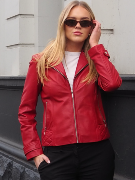 Gabriella Biker | Red