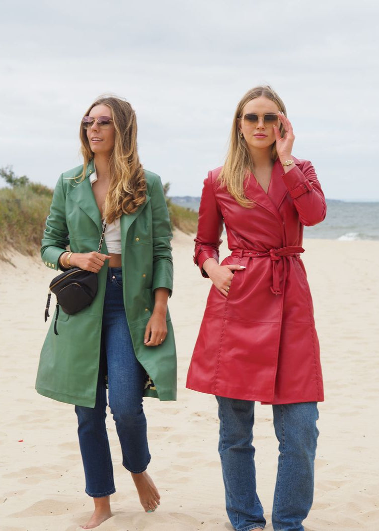Pia Trench | Red